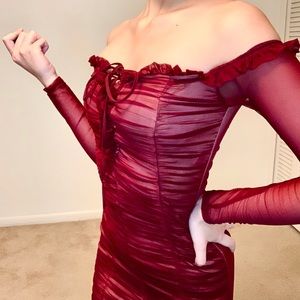 Wine Off-the-shoulder fitted dress.